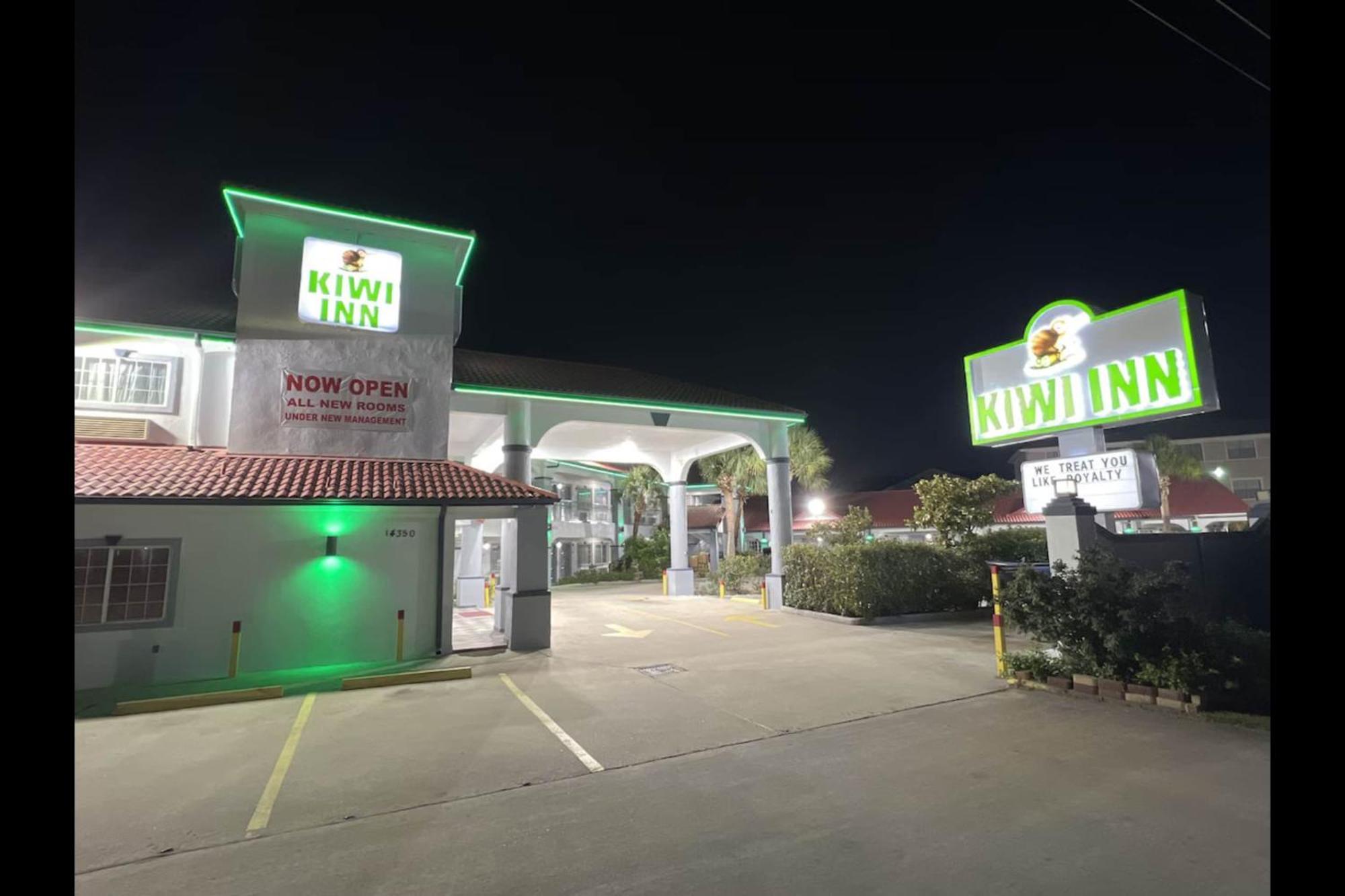 Kiwi Inn Willowbrook Hwy249 Houston Buitenkant foto